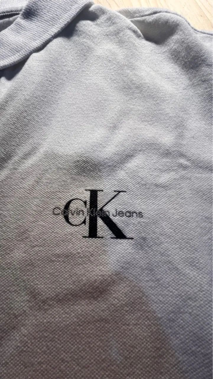 Camiseta Polo Calvin Klein tamanho 14 - Foto 5