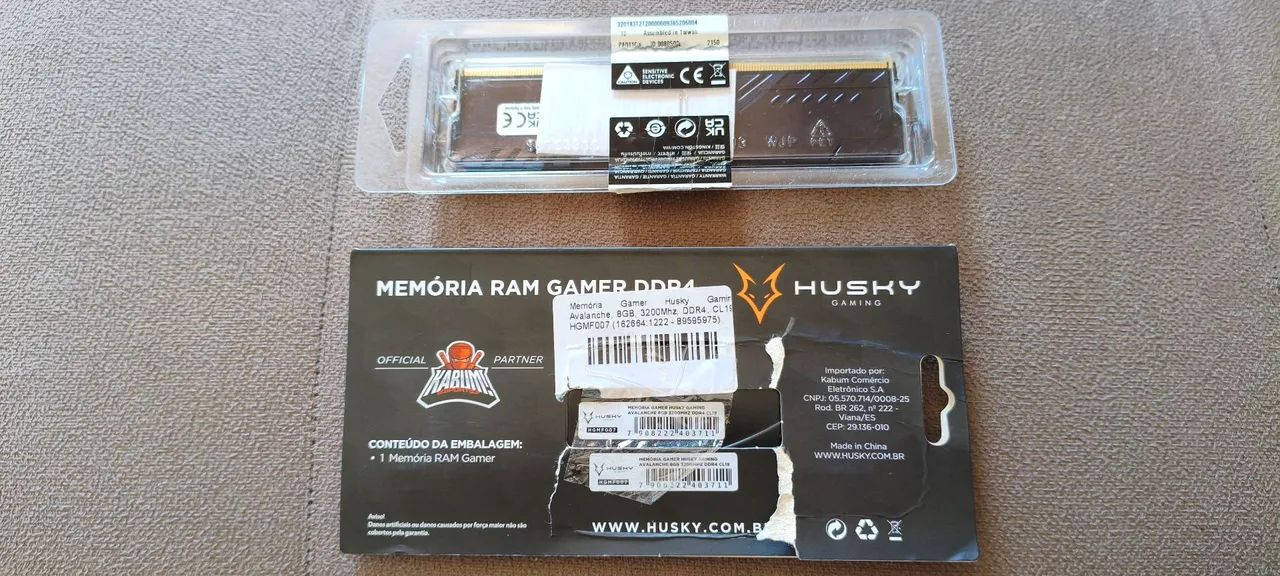 16GB Kingston and Husky DDR4 RAM64317904516226121