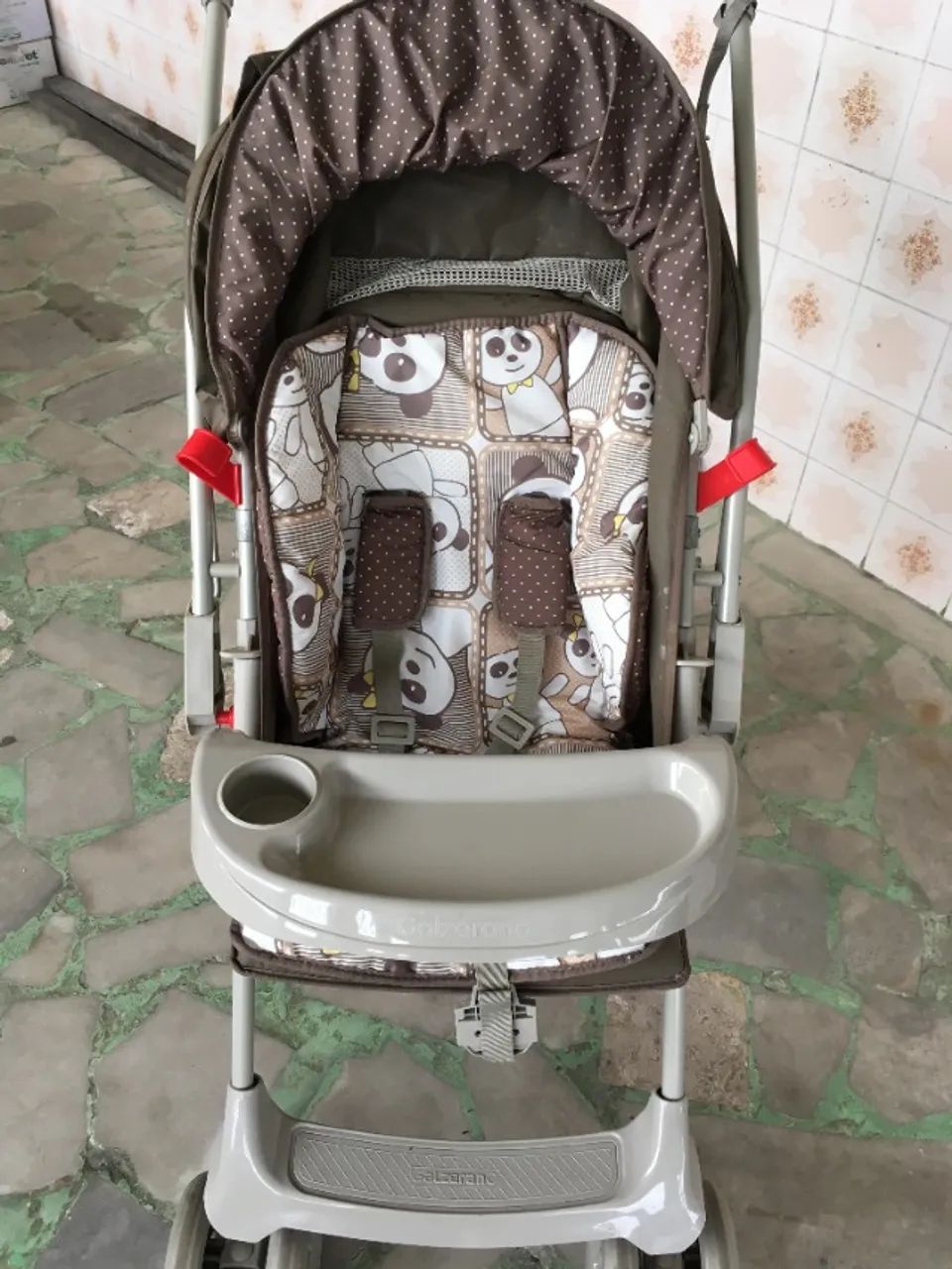 Carrinho de Bebê com bebê conforto - Até 15 kg