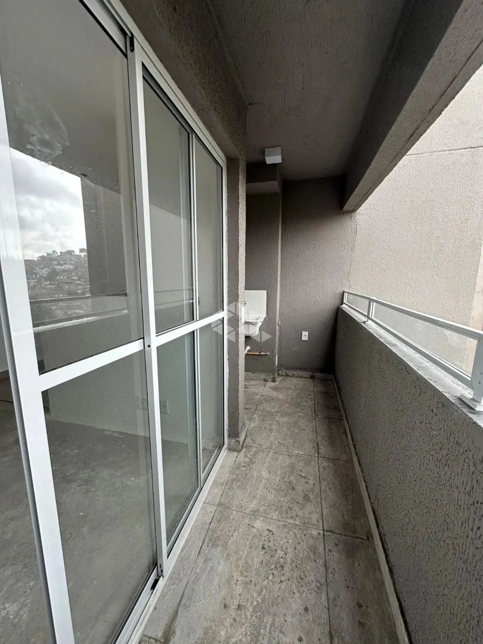 APARTAMENTO JD SÃO LUIS 45M2 COM 2 DOR VAGA COBERTA E VARANDA - Foto 4