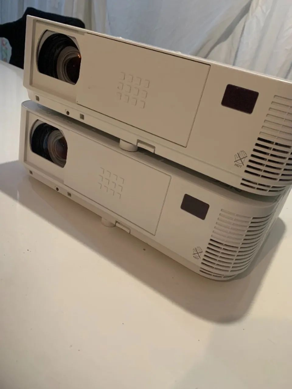 NEC M232W Projector Used in perfect condition64289866320387122