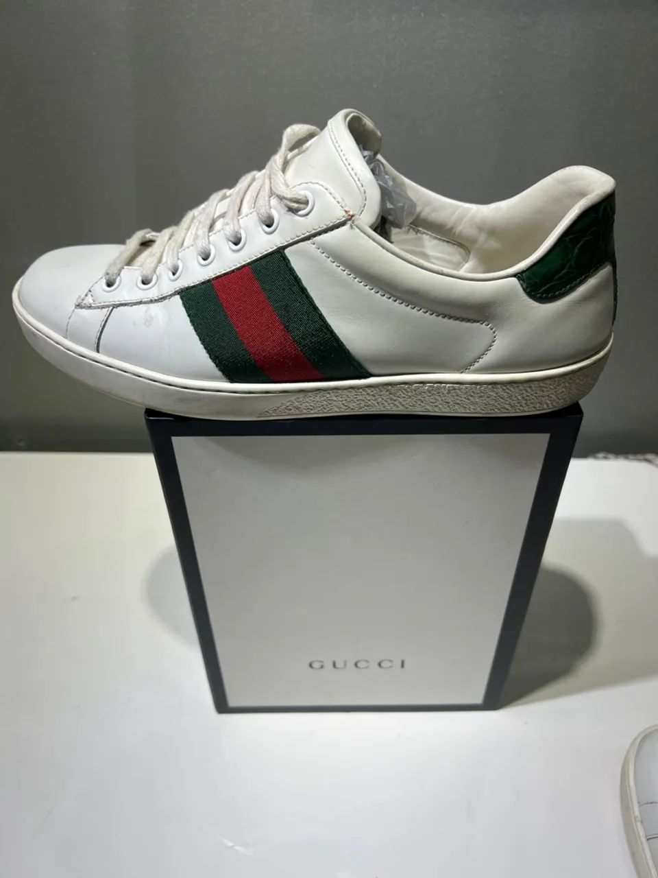 Tênis Gucci  Croco original com nota e caixas TAM 40 Ace Branco  - Foto 3