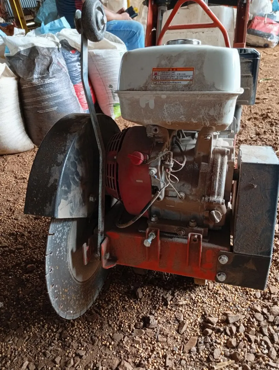 Cortador de concreto a gasolina