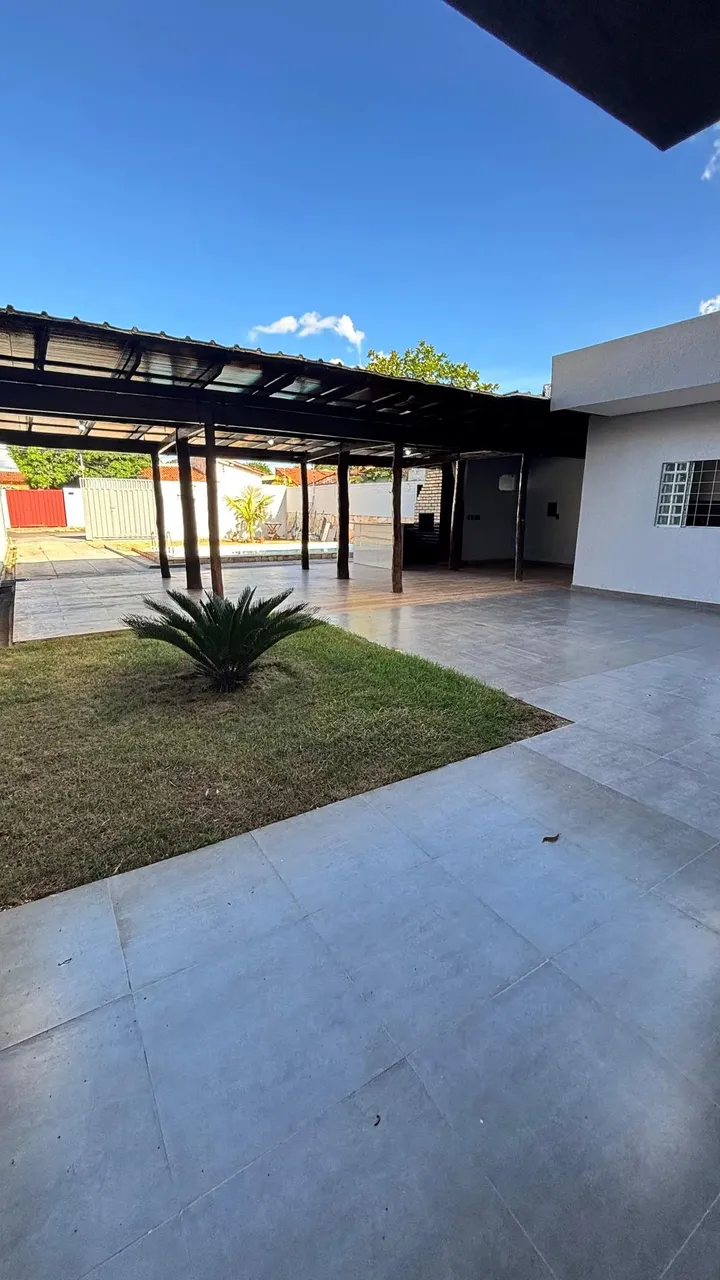 BAIRRO NOSSA SENHORA APARECIDA 263 m² 3 SUITES TERRENO 360 M² CONSTRUIDO 263 M² PROX FERN