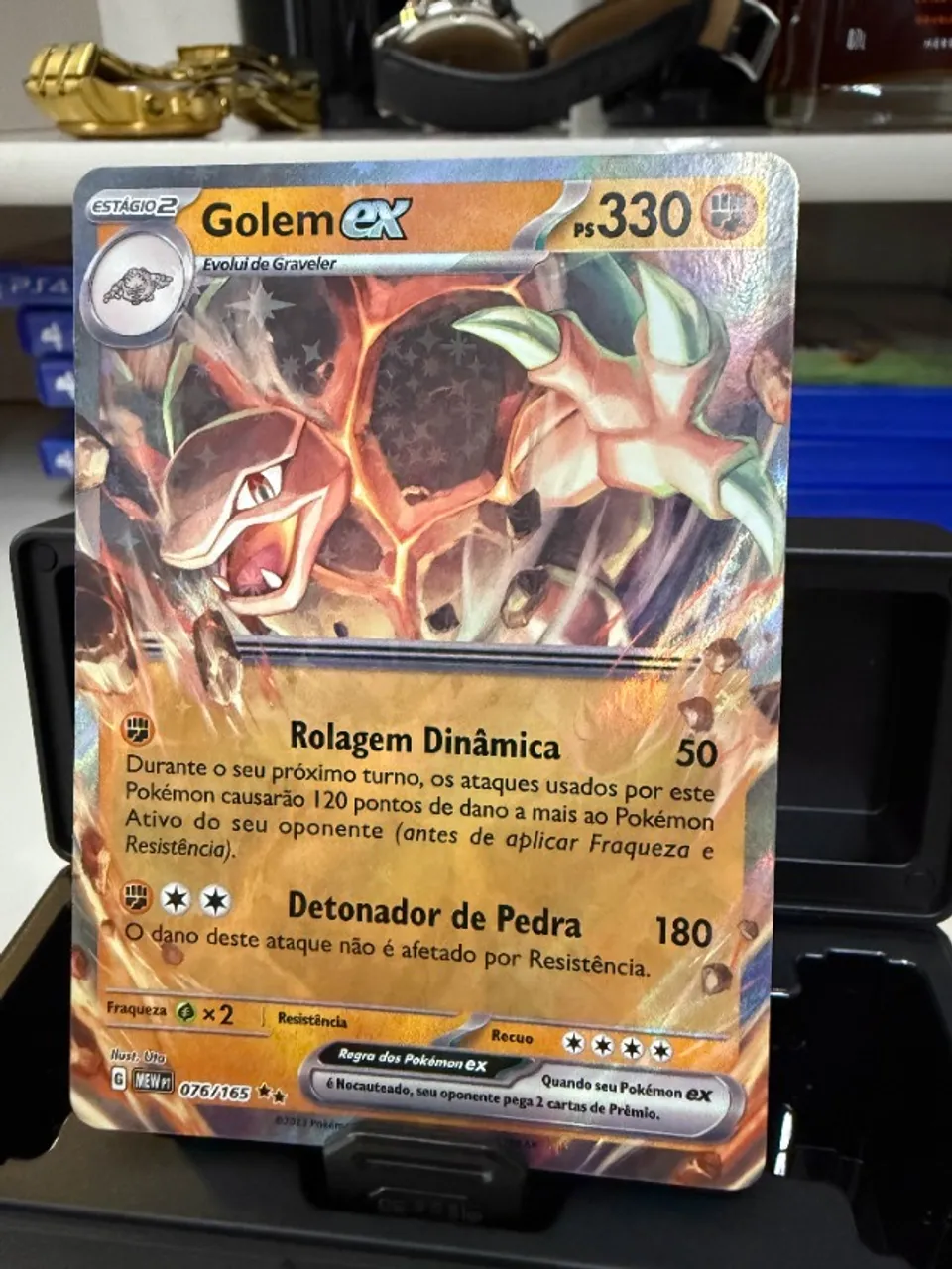 Golem ex Edição Escarlate e Violeta: 151