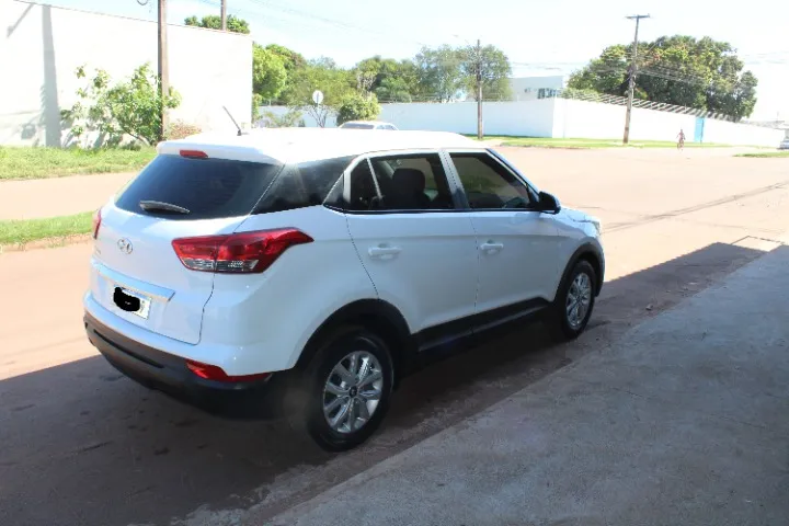 Hyundai Creta Action 1.6 2021/2022.