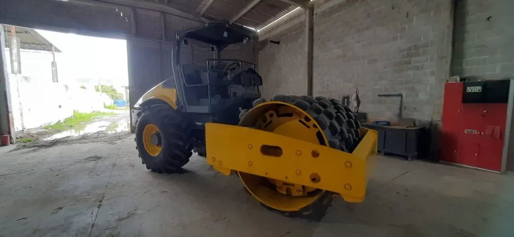 VENDA OU LOCAÇÃO - ROLO COMPACTADOR VOLVO SD 105 F  - Foto 2