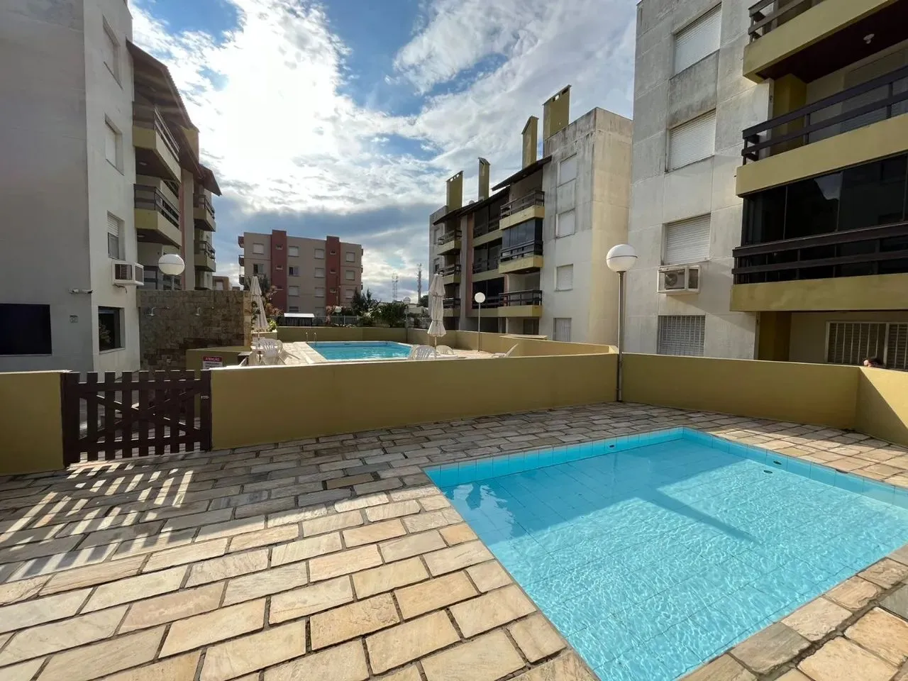 Imóvel para venda com 80 metros quadrados com 2 quartos em Capao Novo - Capão da Canoa - R