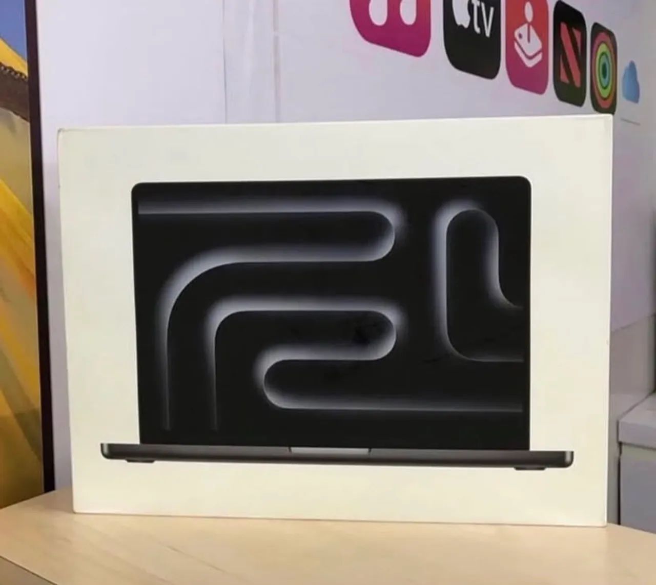 MacBook Pro 14.2 polegadas M3Pro Lacrado em Promoção