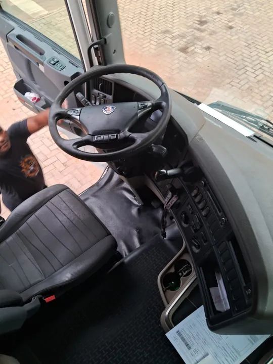Caminhão Scania R440A 6x4 - Foto 9
