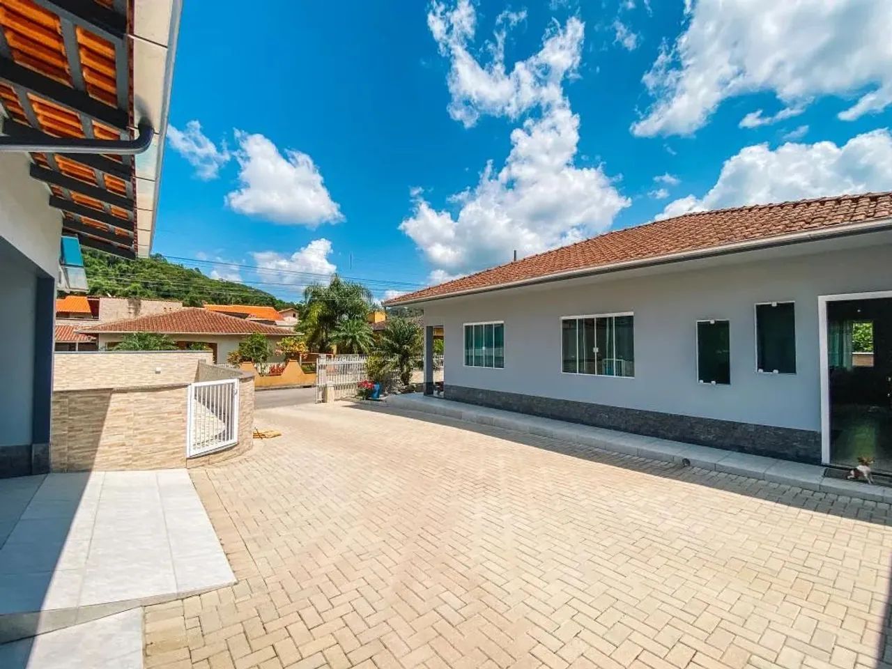 Vendo Casa com Piscina, 03 Quartos (01 Suíte) - Bairro Bateias - Brusque - Foto 4
