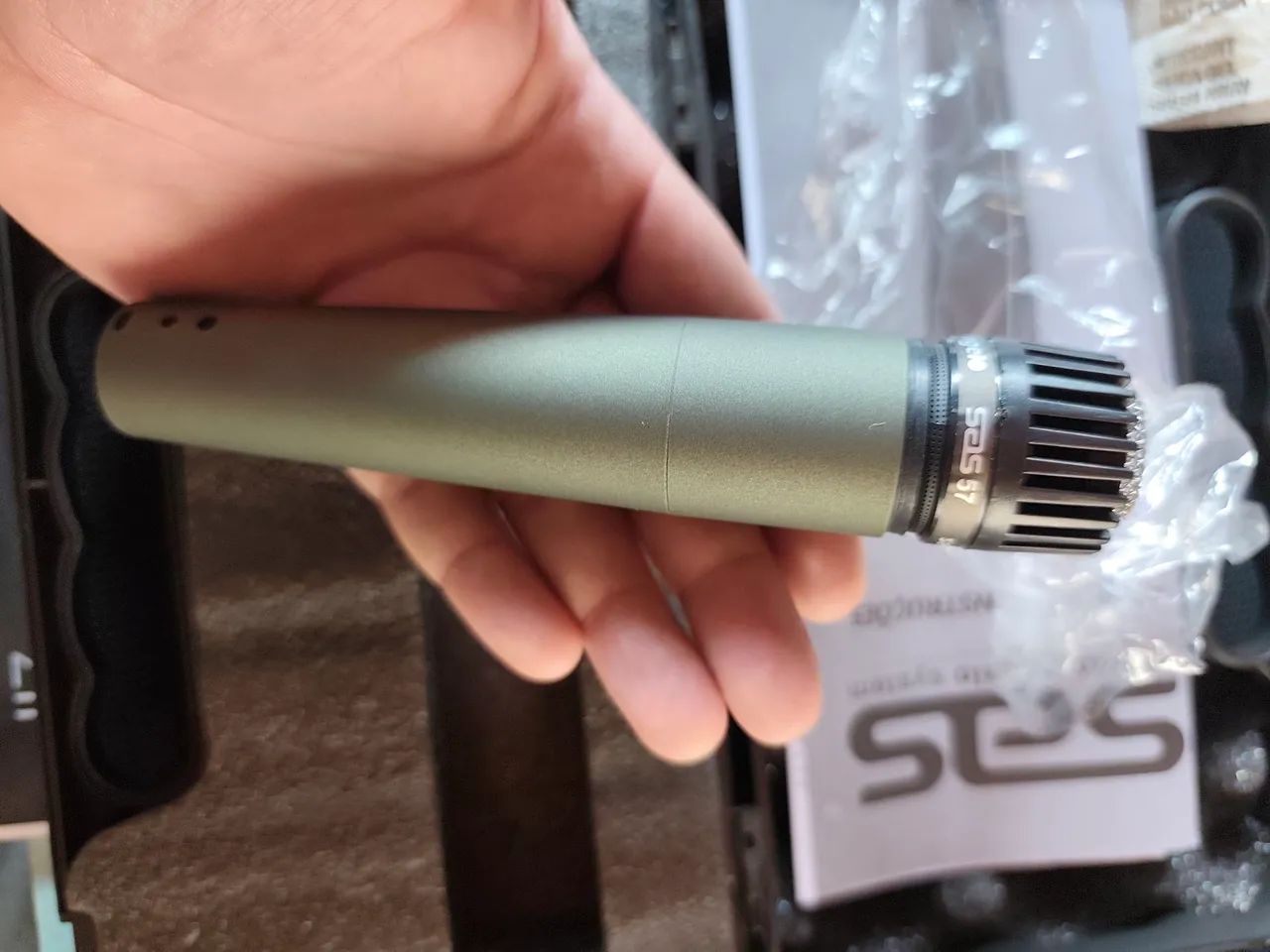 Microfone Santo Ângelo Sas 57 Dinâmico - Cardióide - Foto 3