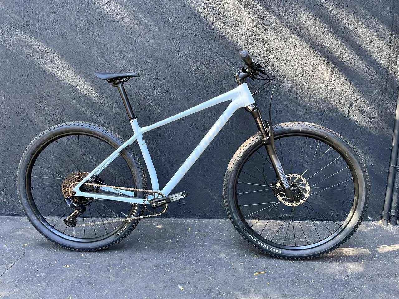 Bicicleta Specialized CHISEL P/M/G - 15/17/19