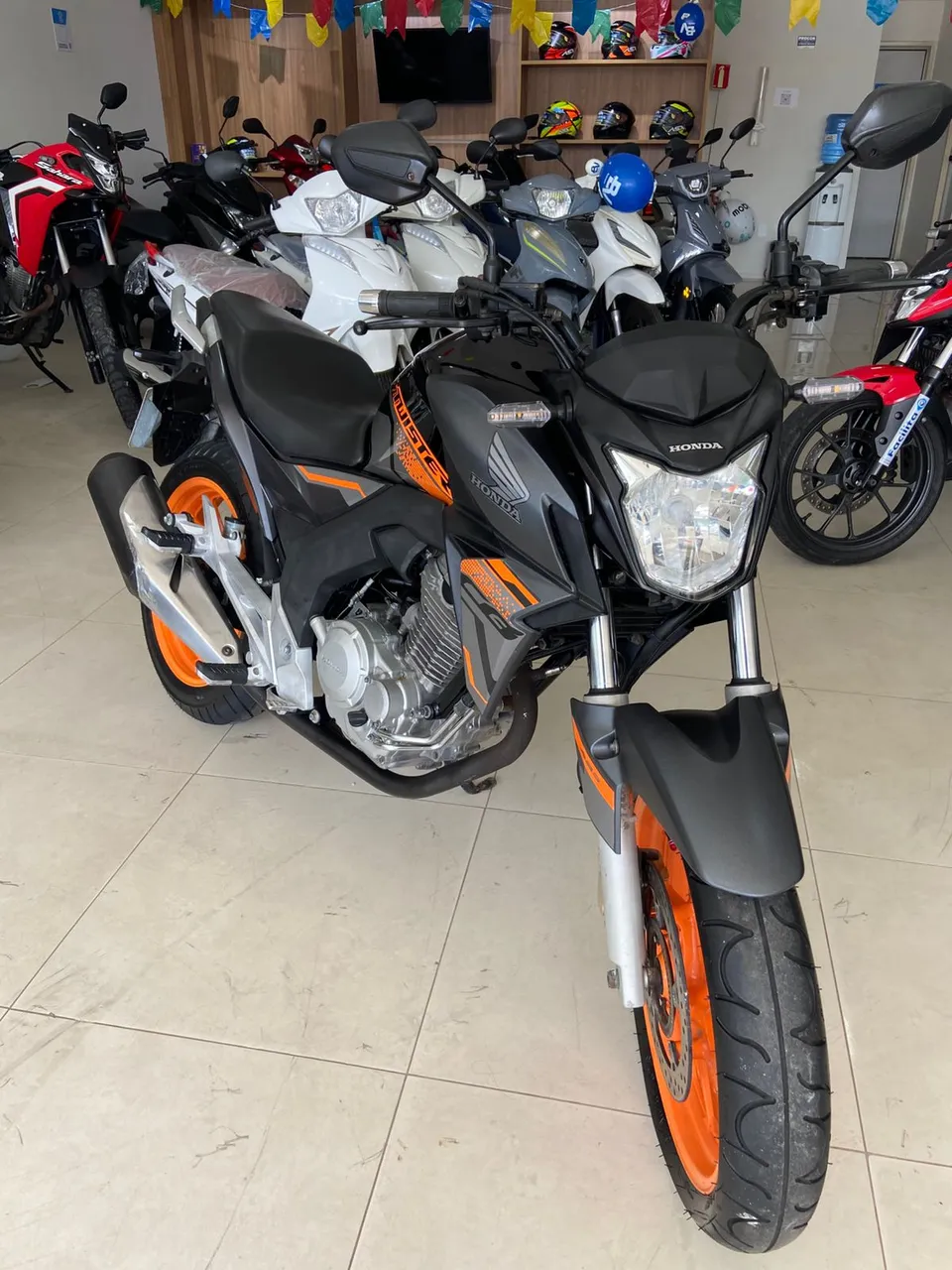 Honda CB 250F Twister 250 cc