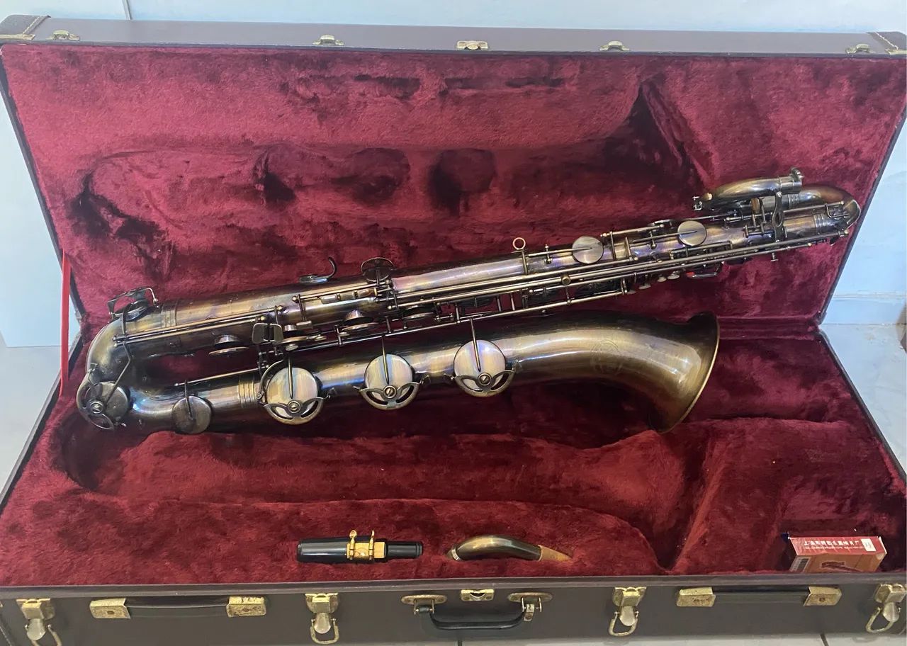 Saxofone Barítono marca Júpiter - Foto 4