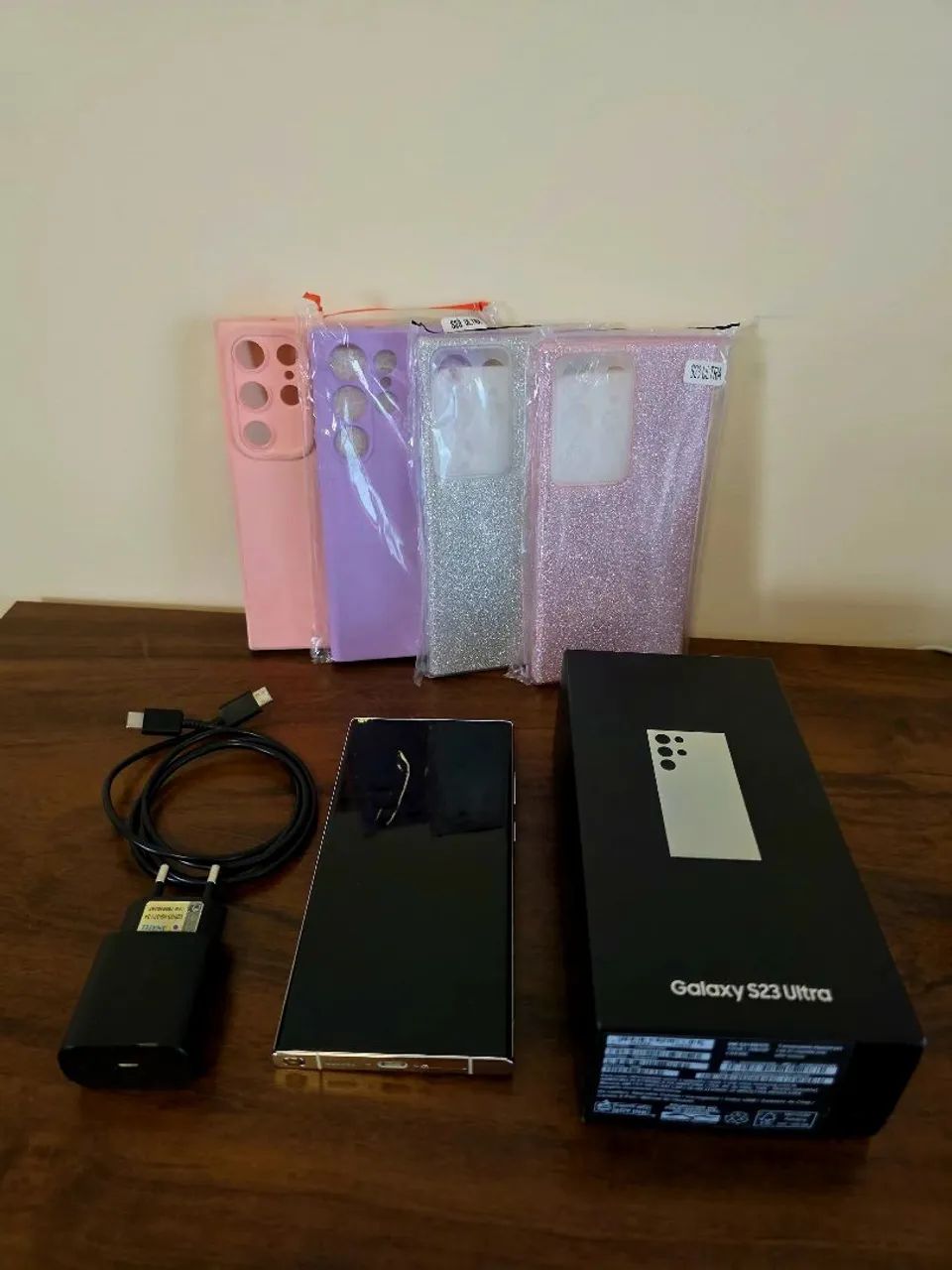 Samsung Galaxy S23 Ultra Branco - 12GB RAM / 256GB - Impecável