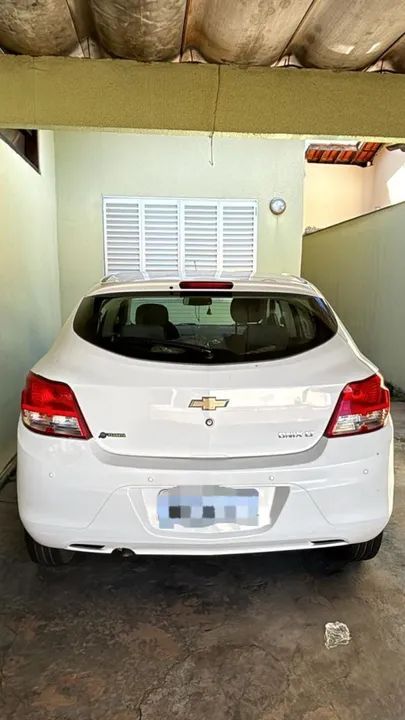 Onix Lt 1.0 - branco - Foto 4
