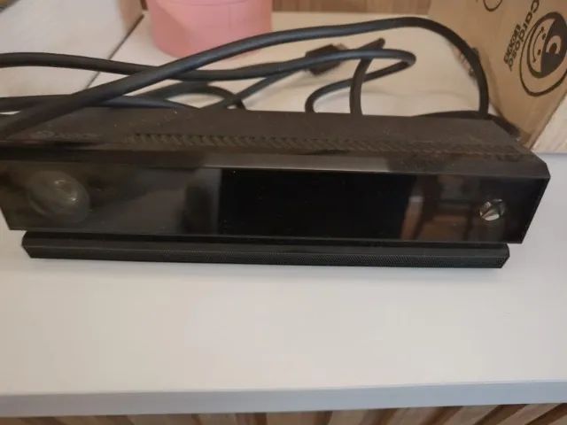 Xbox One Preto 500G + 2 Controles + Kinect + 31 Jogos - Foto 3
