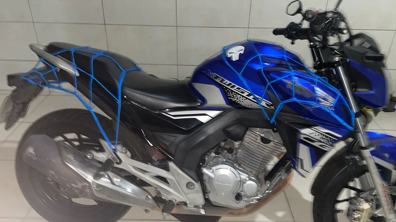 CB 250 Twister 