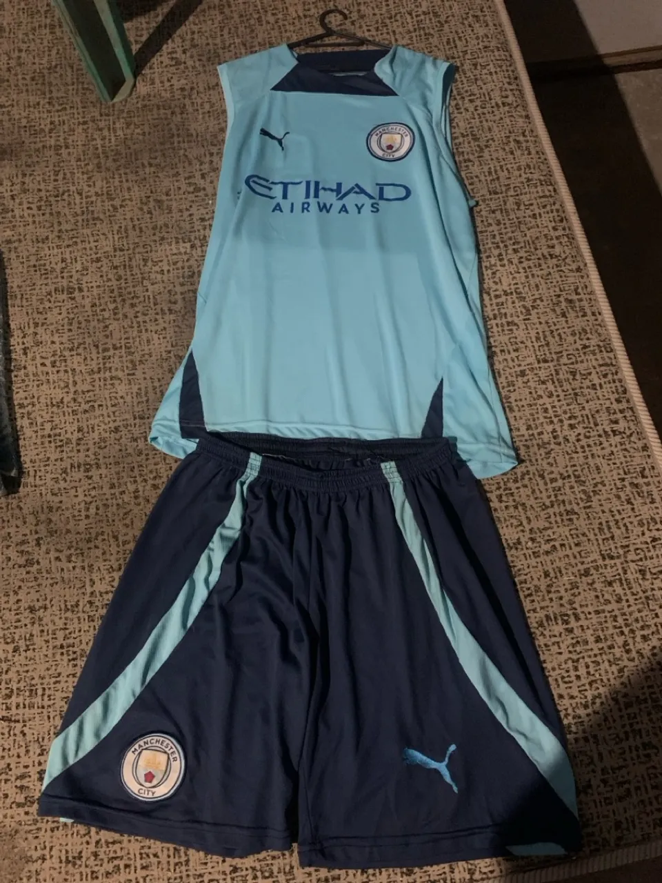 Camisa e bermuda manchister city