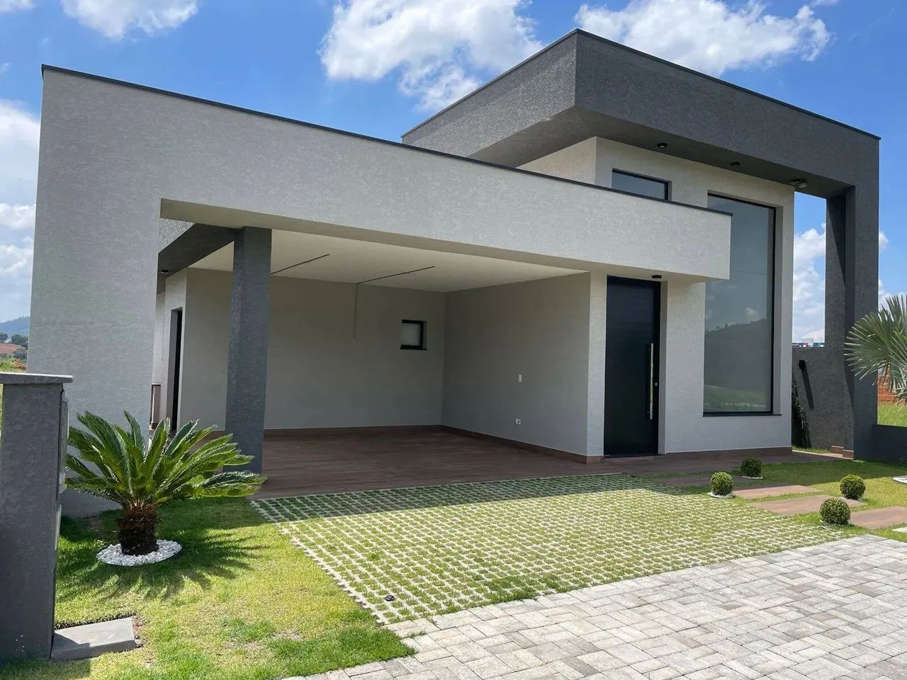 Casa térrea à venda em condomínio fechado Portal Lamis em Atibaia