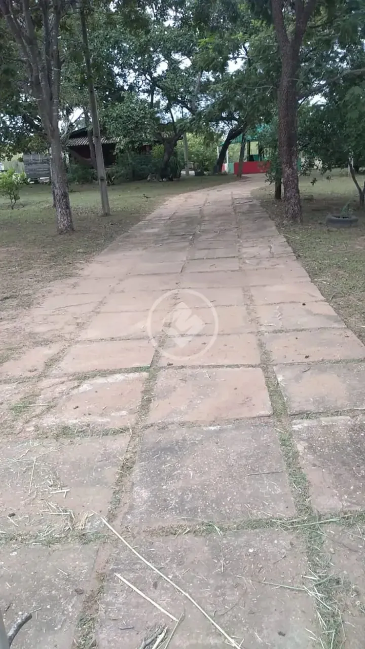 Sitio de Recreio com Tres Quartos sendo Uma suítes 5.000m2 Sala de TV Cozinha ampla Piscin