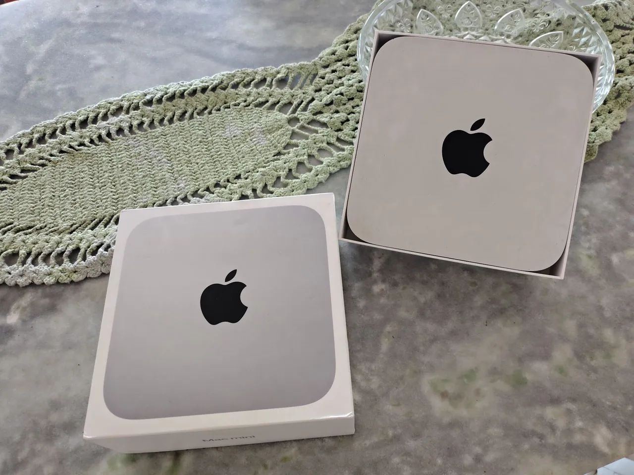 Mac mini (M1, 2020) 8GB / 256GB USBハブ付き Apple Mac mini M1/8GB/256GB SSD (2020) - MGNR3LL (Ativo e sem lacre)