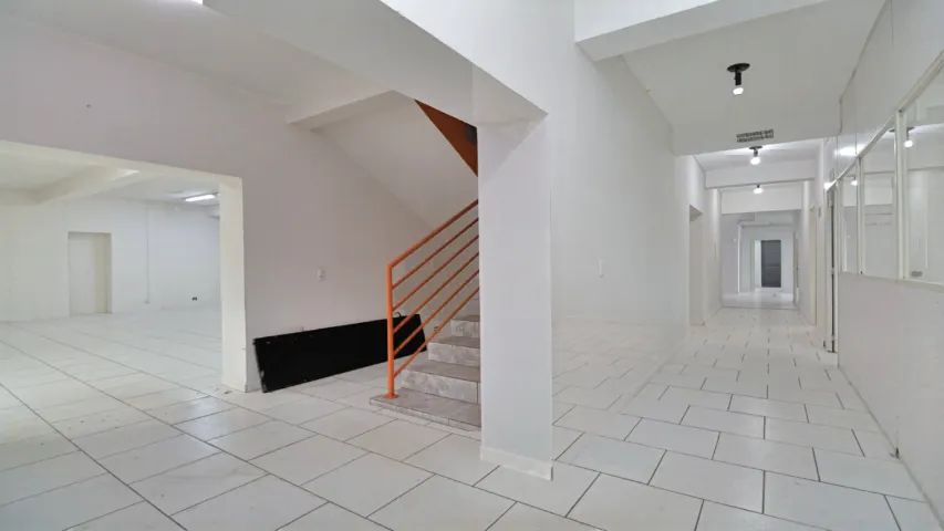 Prédio Comercial de Esquina com 1.000 m² na Av. Sete de Setembro - Foto 5