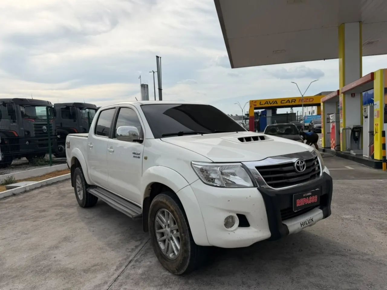 Toyota Hilux Hilux CD SR D4-D 4x4 3.0 TDI Dies Aut. 2015