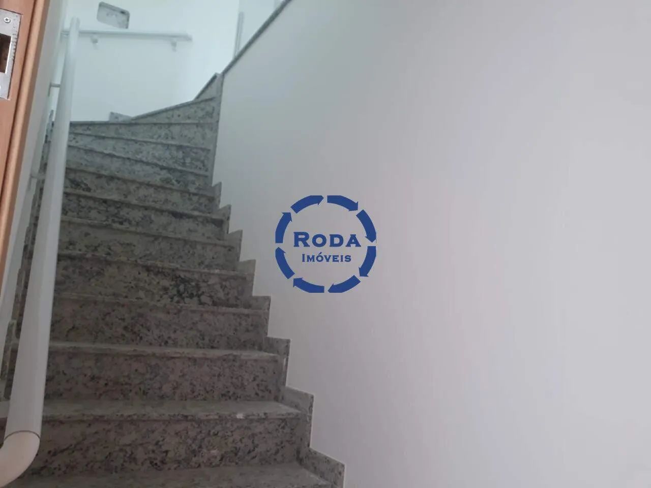 Apartamento de 3 dormitórios na Ponta da Praia com churrasqueira privativa - Foto 3