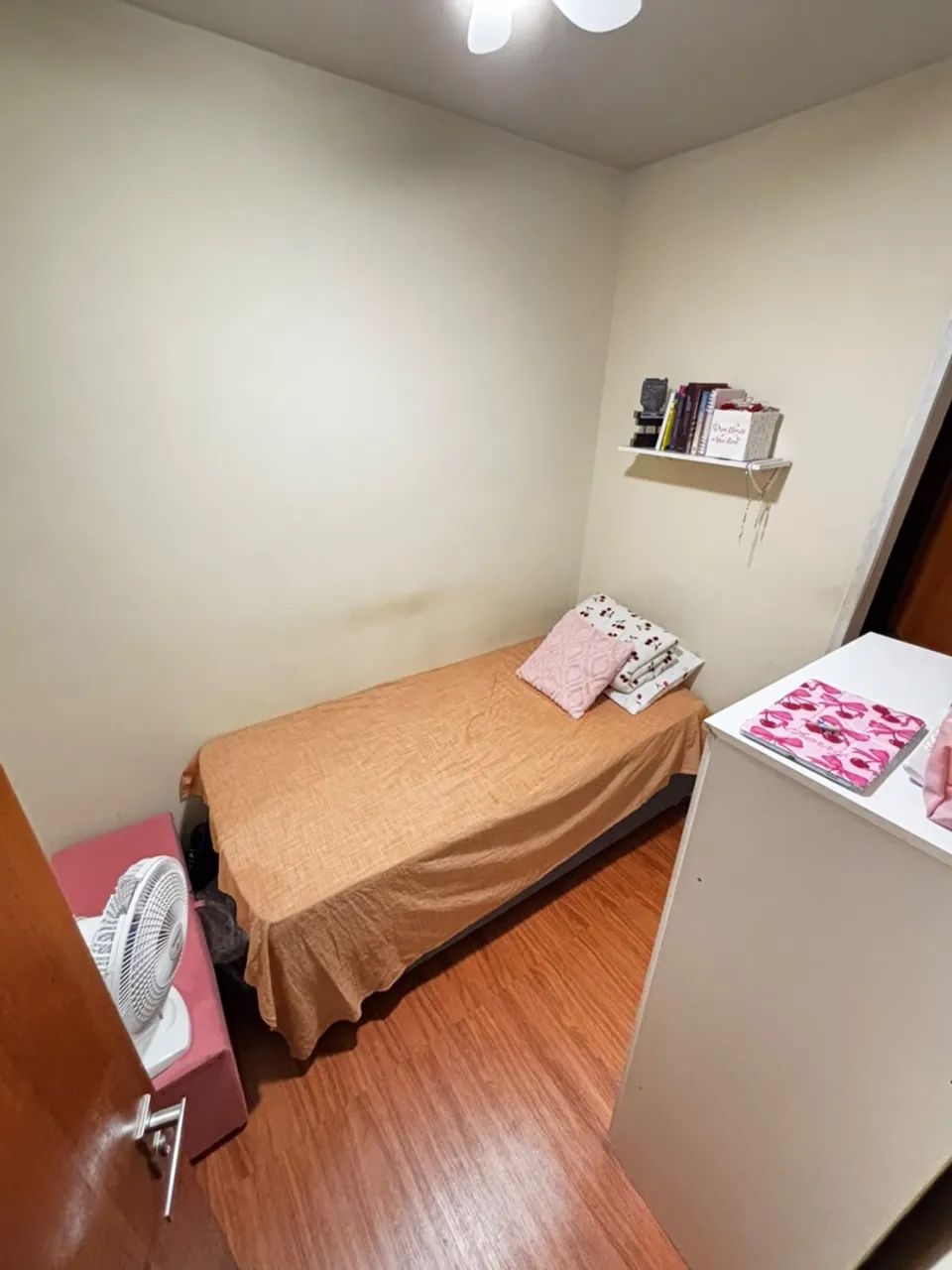 Aluga-se quarto no Derby para mulheres  - Foto 2