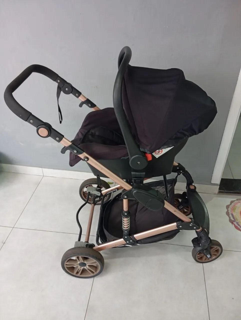 Carinho de bebê modelo europeu  - Foto 2