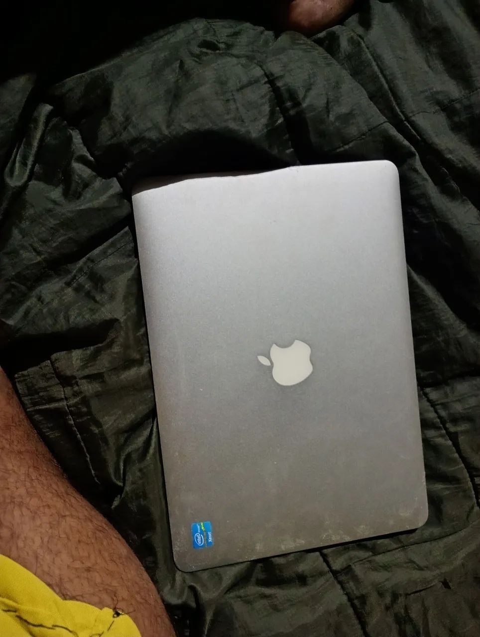 MacBook Air mix 13 i5 com 4 de ram - Foto 2