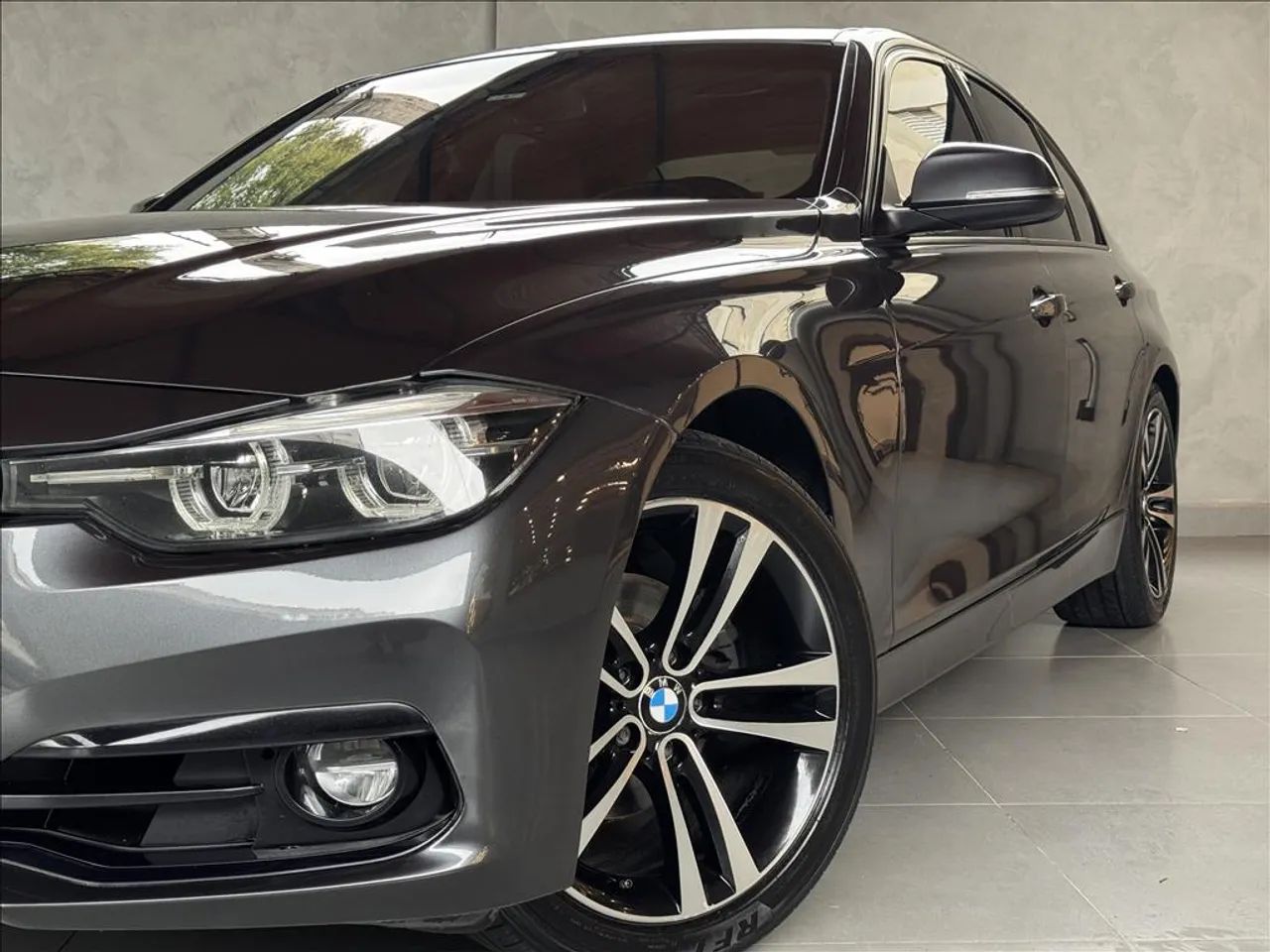 BMW 320I 320i 2018 - Foto 3
