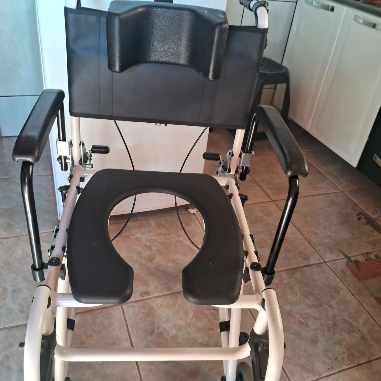 Cadeira de rodas de banho - Foto 2