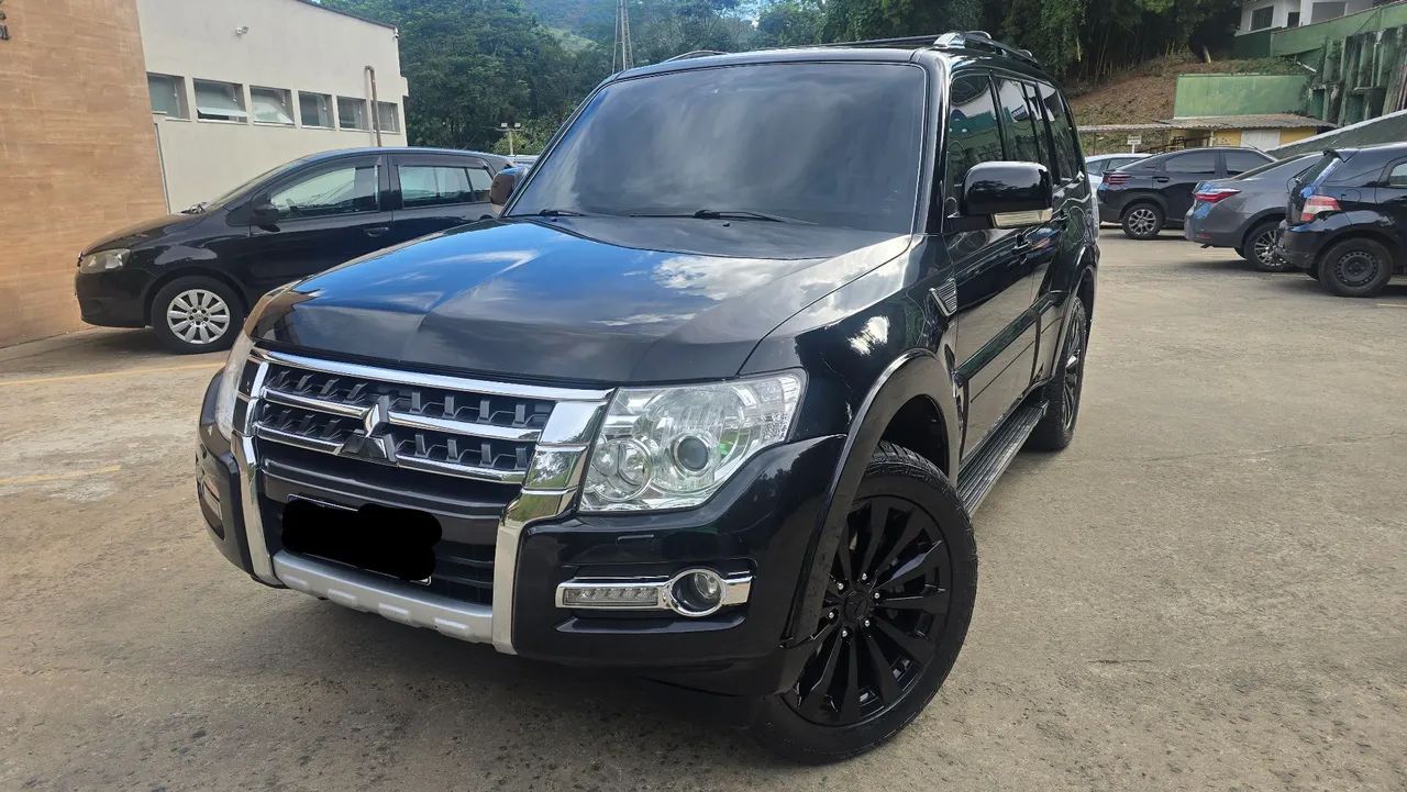 Mitsubishi Pajero 2016
