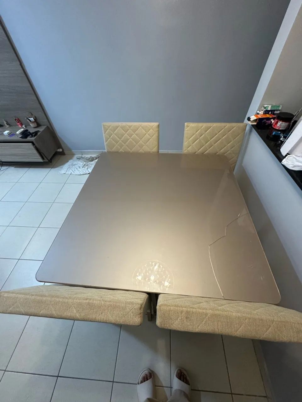 Vendo mesa de 4 lugares - Foto 3