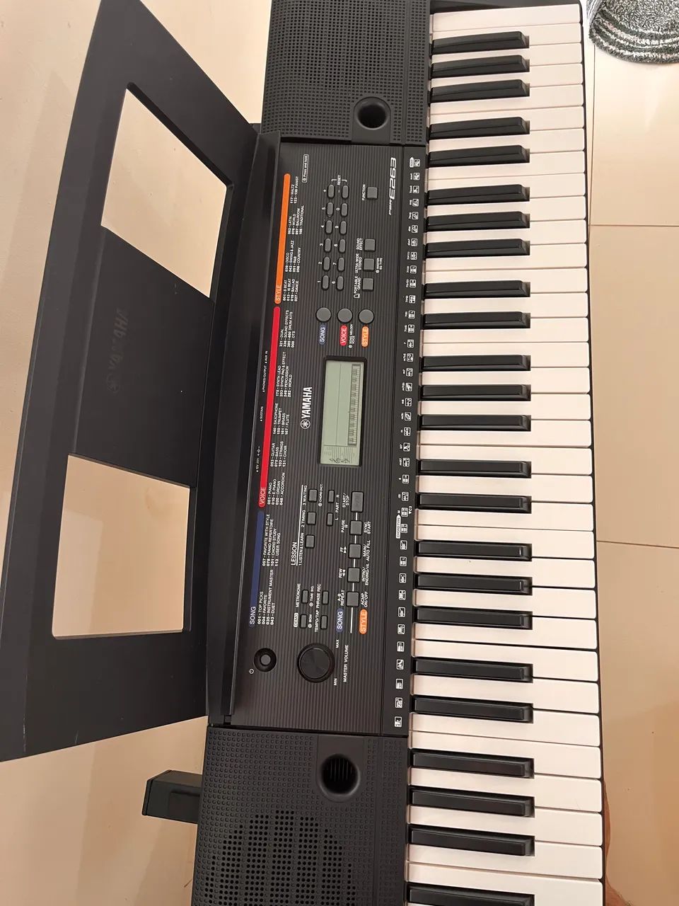 Teclado Yamaha PSR E263  - Foto 5