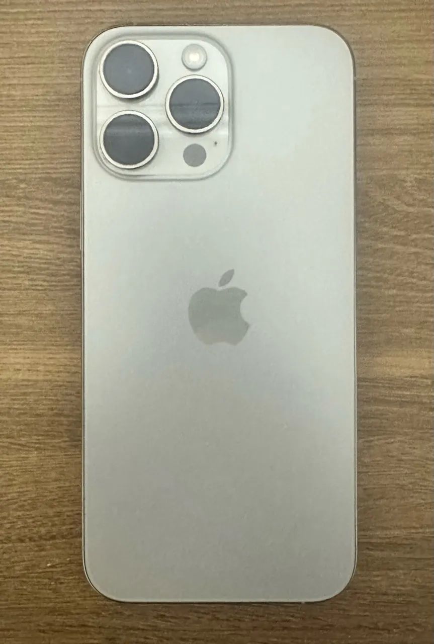 iPhone 16 Pro Max - Foto 5