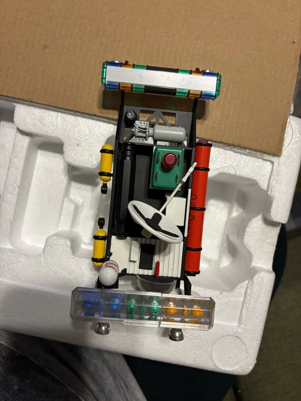 Ecto 1 do Filme Ghostbusters 2 Hot Wheels Elite  - Foto 3