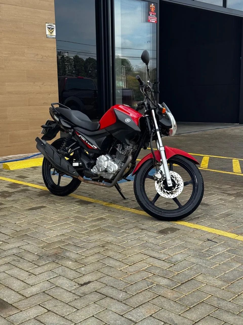 Yamaha YBR 125i FACTOR ED/FLEX - Foto 5