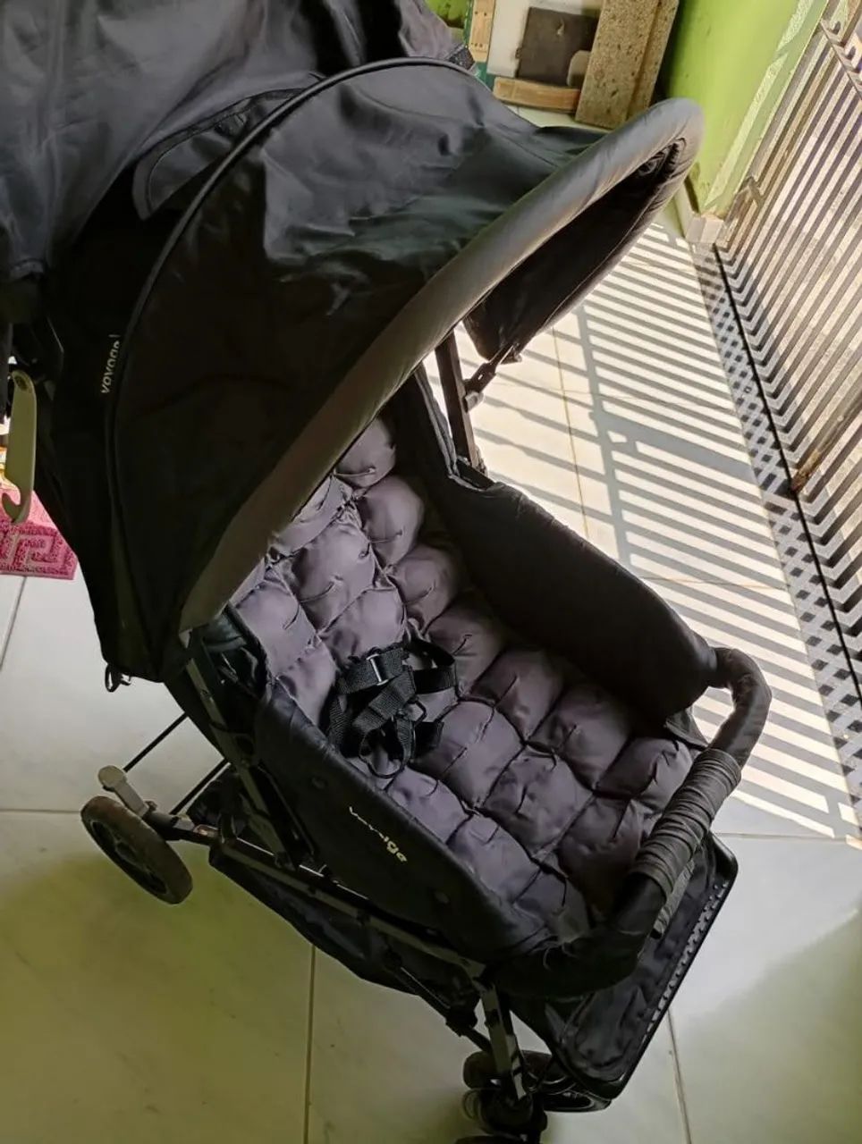 Carrinho de passeio preto467358888620216320