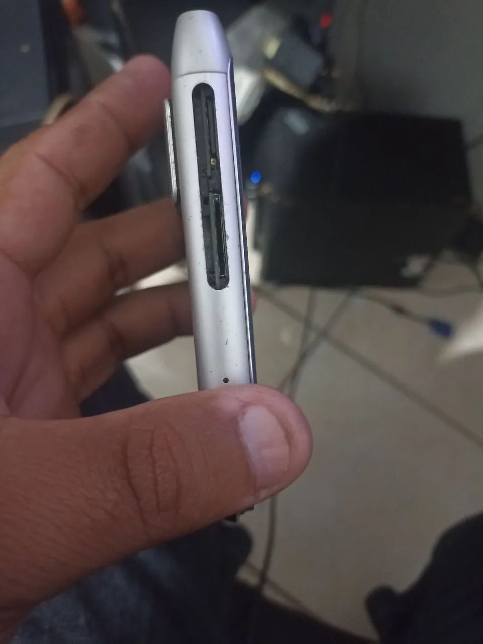 Celular Nokia N8 antigo - Foto 4