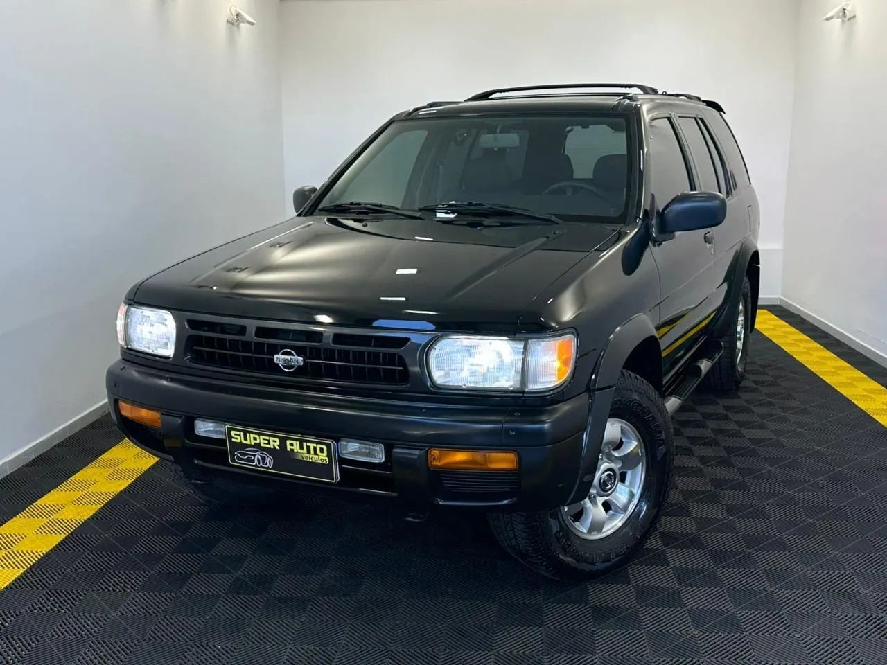 Nissan Pathfinder SE 3.3 V6 12V 1999