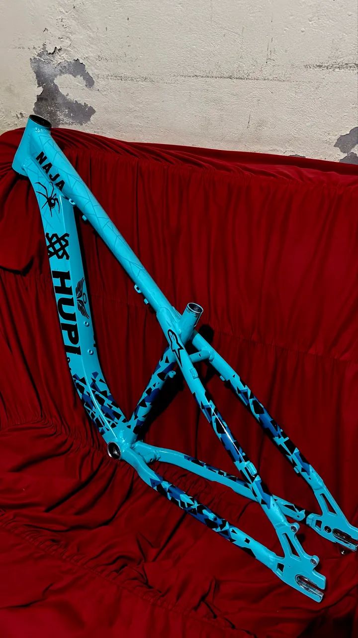 Quadro hupi naja