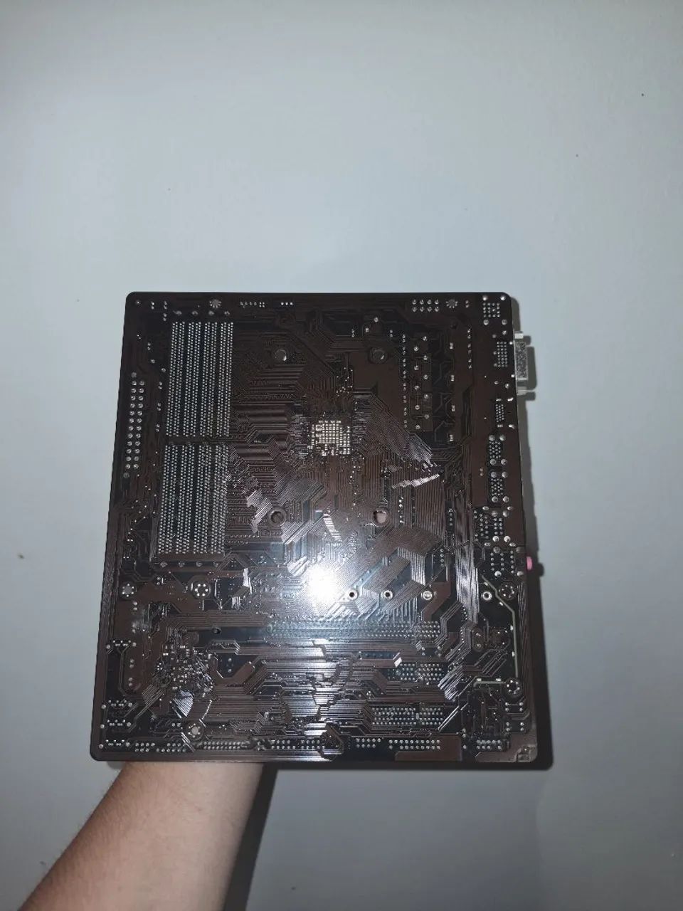PLACA MÃE GIGABYTE B450M - Foto 2