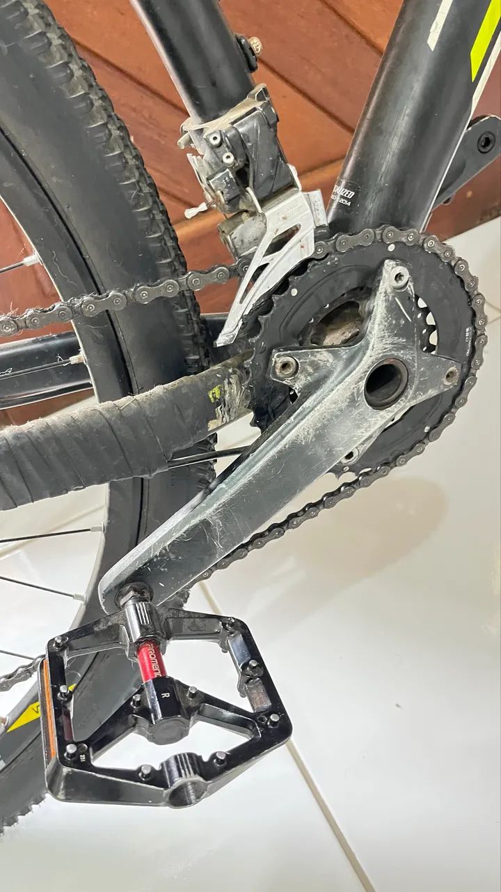 Bicicleta Aro 29 Specialized  - Foto 3