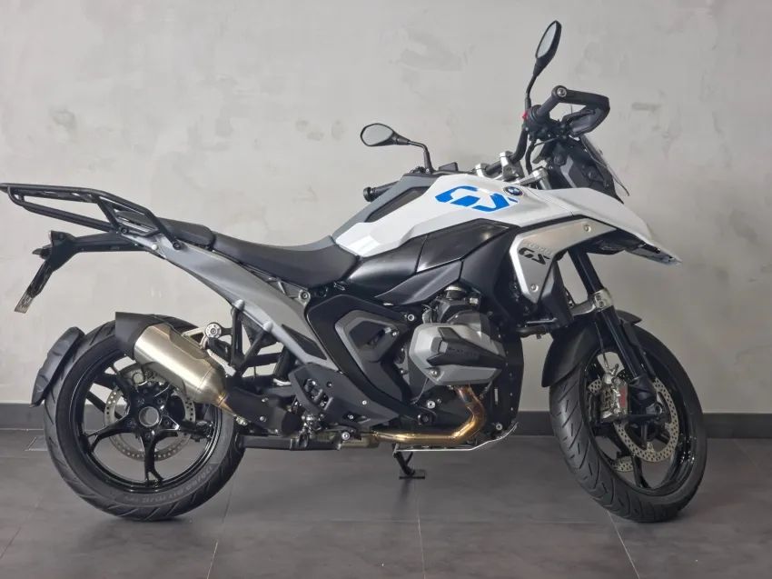 BMW R 1300 GS .