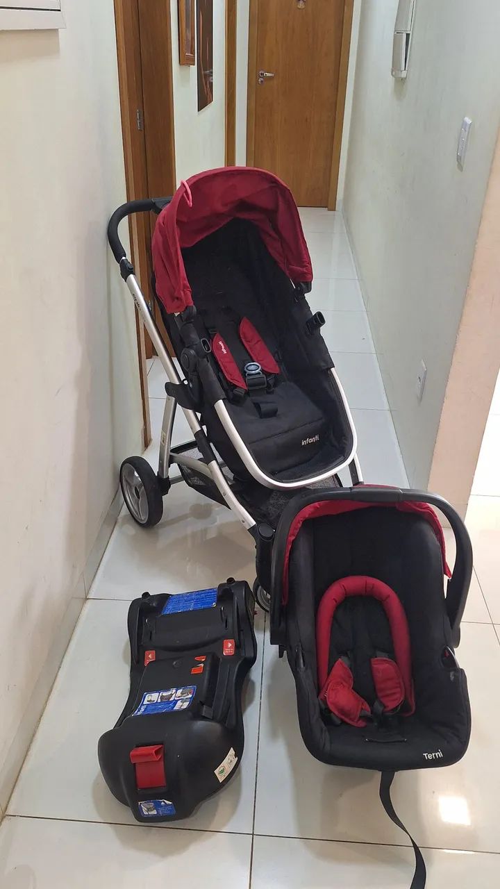 Carrinho de Bebê Travel System com Bebê Conforto Infanti Epic Lite