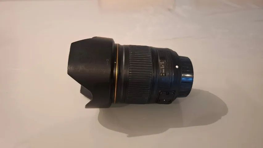 Lente Nikon 28mm 1.8 usada